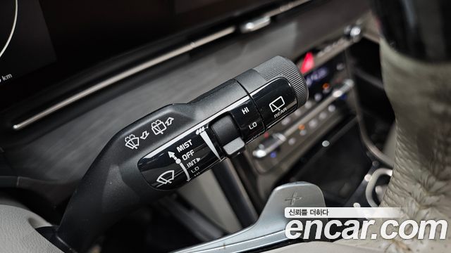 Kia Canival 2021 — photo 35