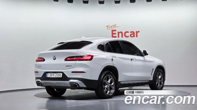 BMW X4 2022 — photo 2