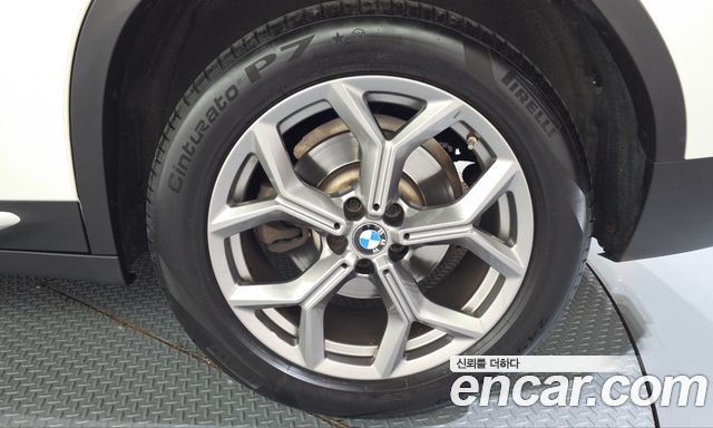 BMW X4 2022 — photo 7