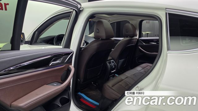 BMW X4 2022 — photo 16