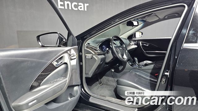 Hyundai Grandeur 2017 — photo 10
