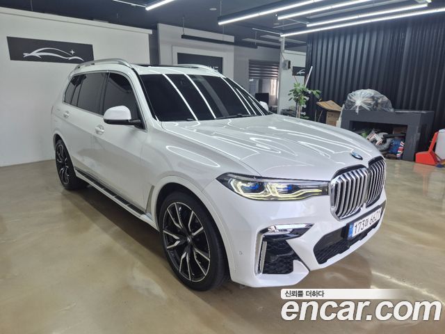 BMW X7 2021 — photo 3