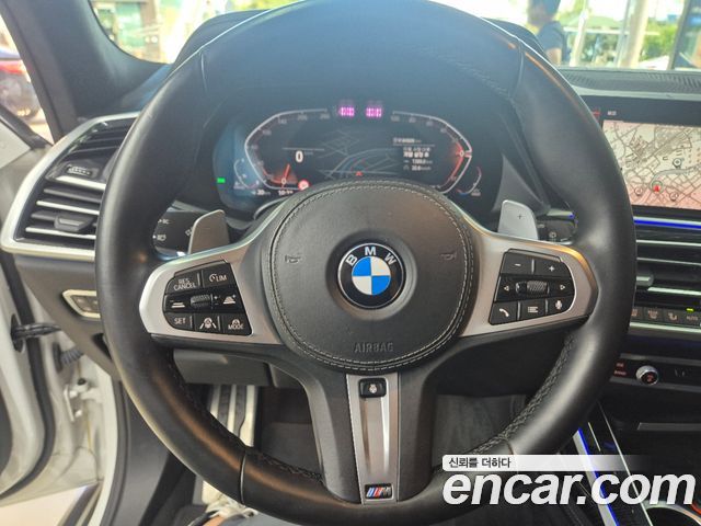 BMW X7 2021 — photo 14