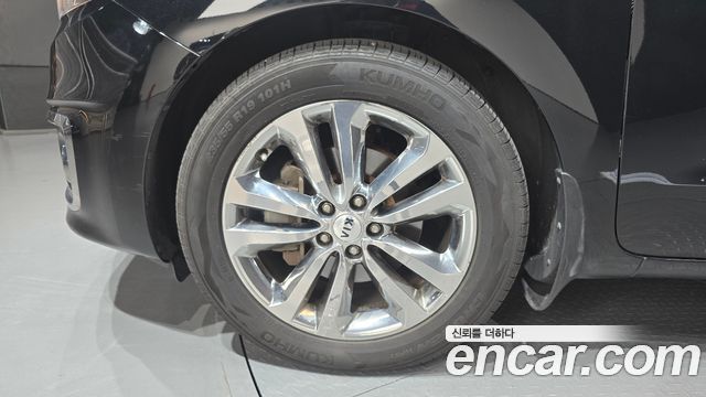 Kia Canival 2017 — photo 5