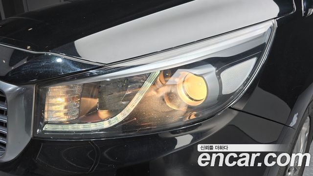 Kia Canival 2017 — photo 8