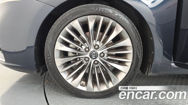 Kia K7 2018 — photo 5