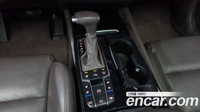 Kia K7 2018 — photo 12