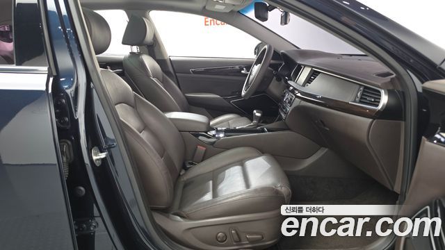 Kia K7 2018 — photo 16