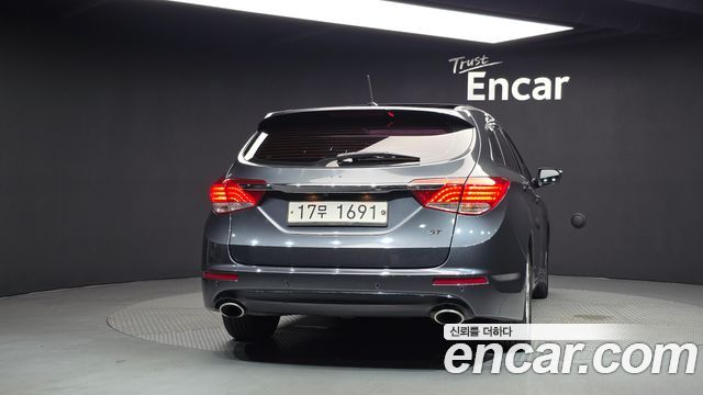 Hyundai i40 2012 — photo 4