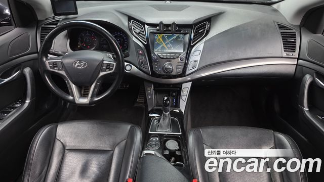 Hyundai i40 2012 — photo 7