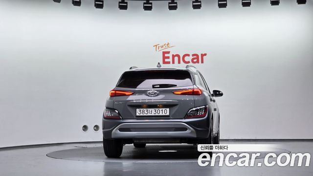 Hyundai Kona 2022 — photo 4
