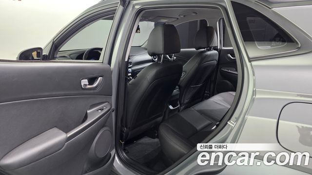 Hyundai Kona 2022 — photo 16
