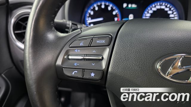 Hyundai Kona 2022 — photo 29