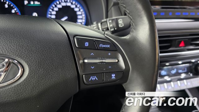 Hyundai Kona 2022 — photo 32