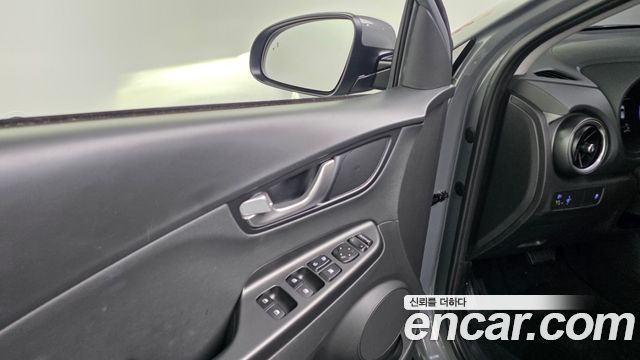 Hyundai Kona 2022 — photo 36