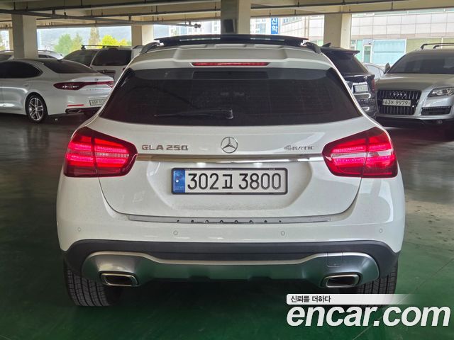 Mercedes-Benz GLA-Class 2019 — photo 4