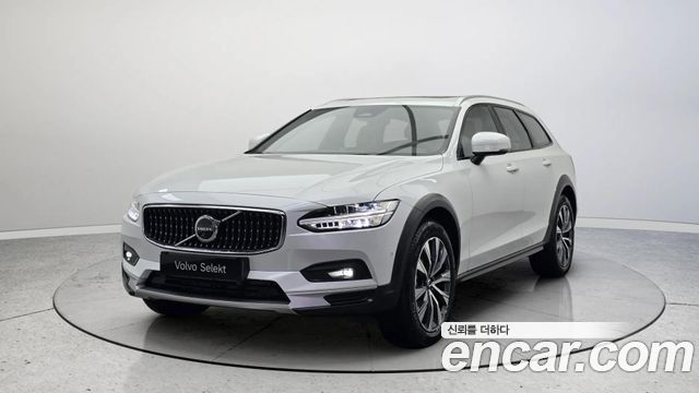 Volvo V90 2025 — photo 1