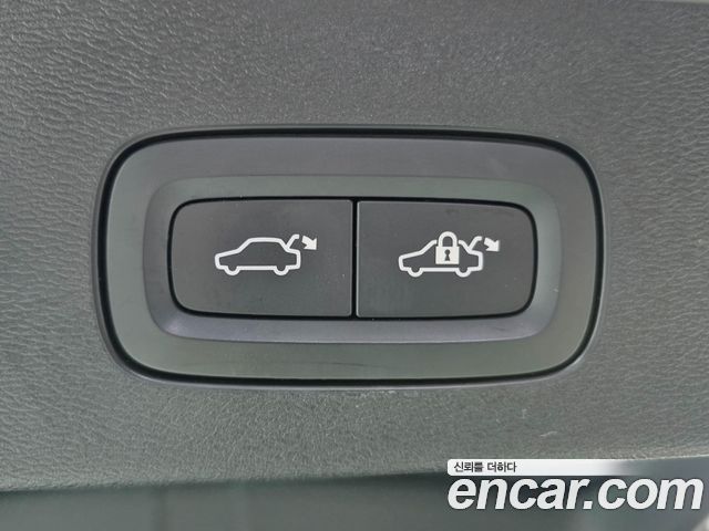 Volvo V90 2025 — photo 18