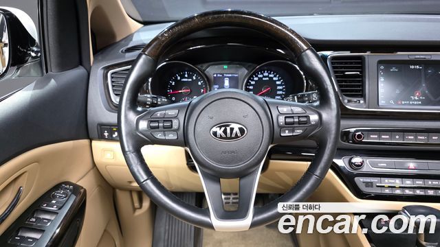 Kia Canival 2020 — photo 12