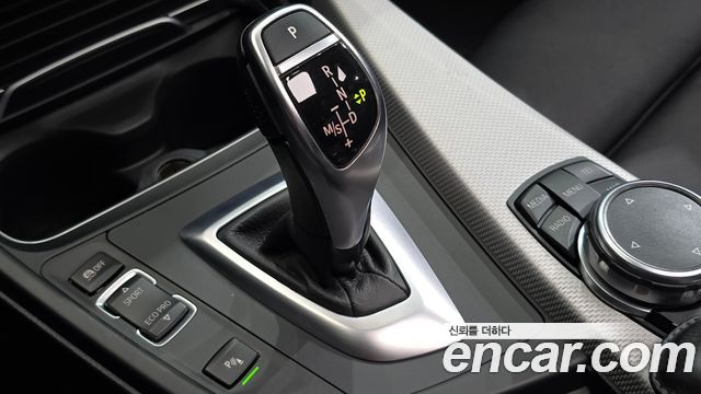 BMW 3-Series 2016 — photo 12