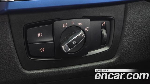 BMW 3-Series 2016 — photo 25