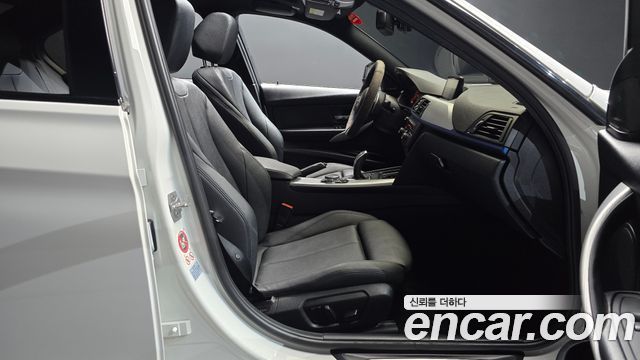 BMW 3-Series 2015 — photo 11