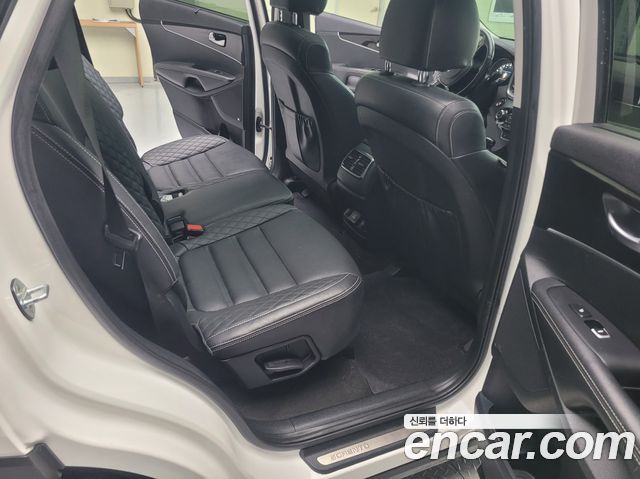 Kia Sorento 2018 — photo 9