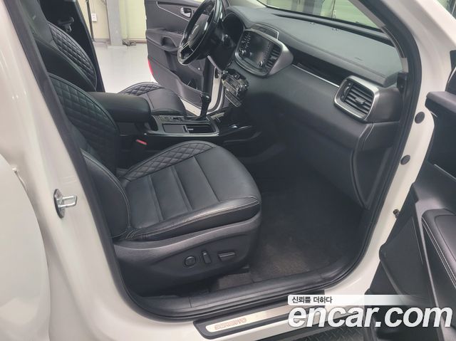 Kia Sorento 2018 — photo 10