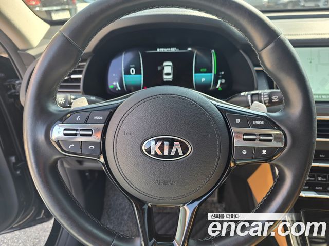 Kia K7 2021 — photo 13