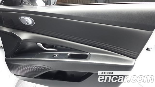 Hyundai AVANTE 2023 — photo 14