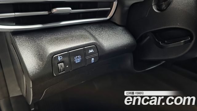 Hyundai AVANTE 2023 — photo 27