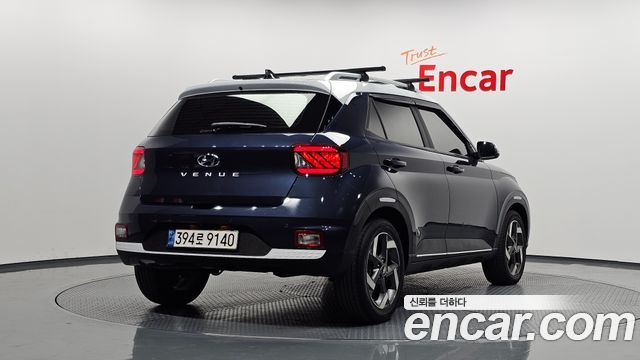 Hyundai Venue 2022 — photo 2
