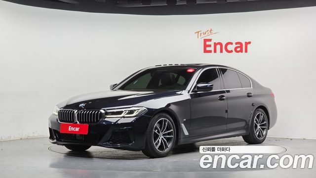 BMW 5-Series 2022 — photo 1