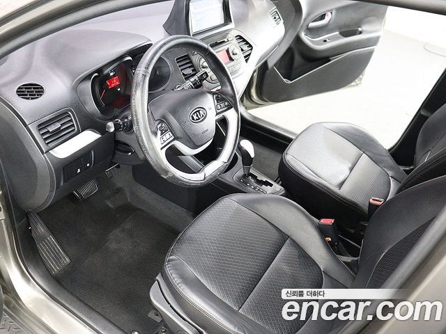 Kia morning 2012 — photo 18