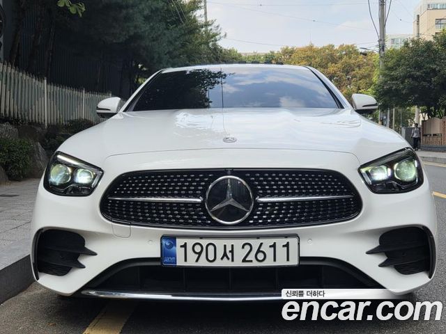 Mercedes-Benz E-Class 2023 — photo 3