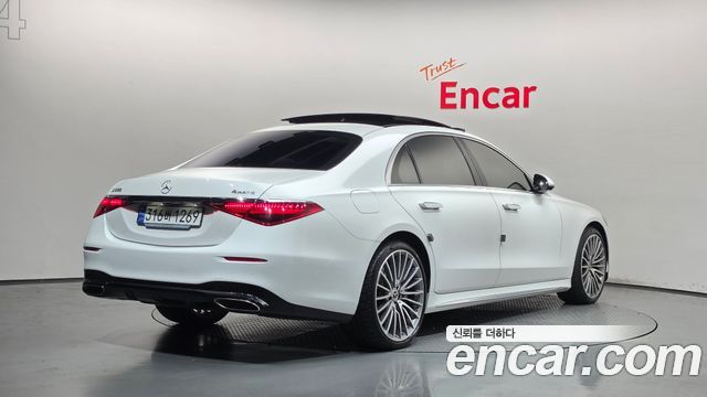 Mercedes-Benz S-Class 2024 — photo 2
