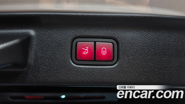 Mercedes-Benz S-Class 2024 — photo 26