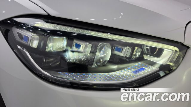 Mercedes-Benz S-Class 2024 — photo 8