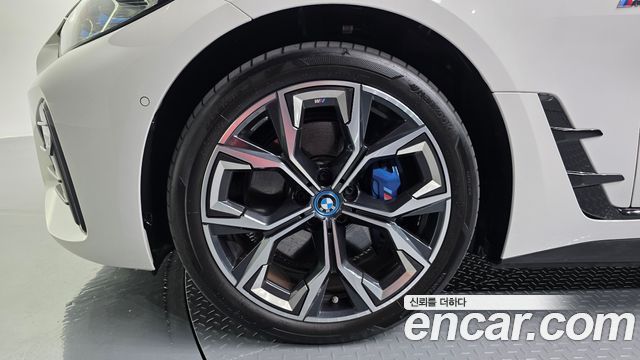 BMW i4 2024 — photo 5