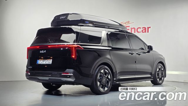 Kia Canival 2025 — photo 2