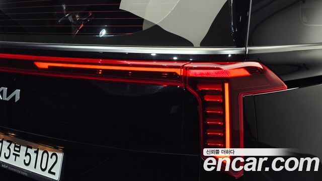 Kia Canival 2025 — photo 9