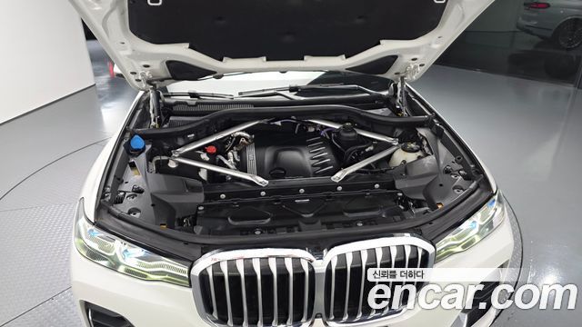 BMW X7 2022 — photo 6