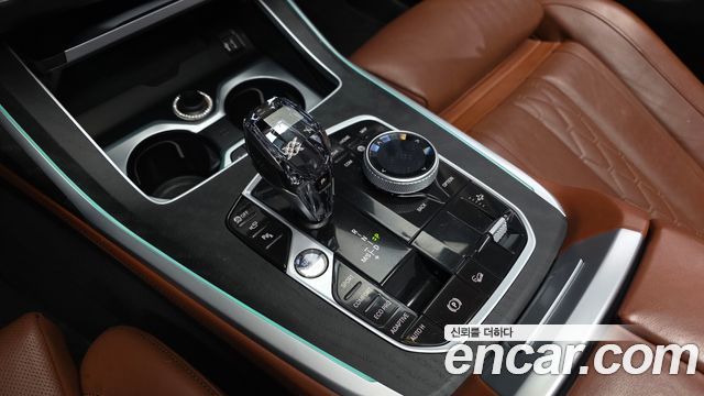 BMW X7 2022 — photo 12