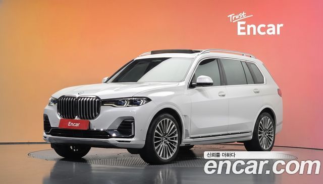 BMW X7 2022 — photo 1