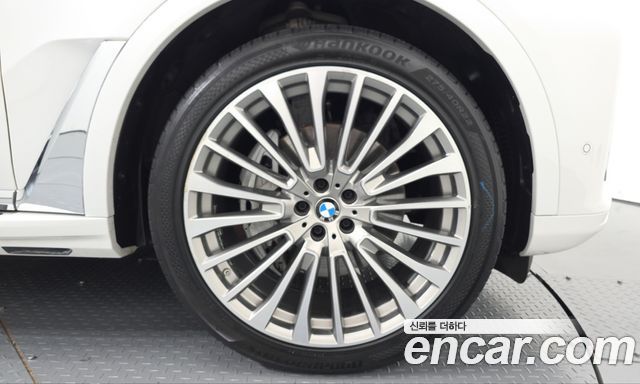 BMW X7 2022 — photo 7