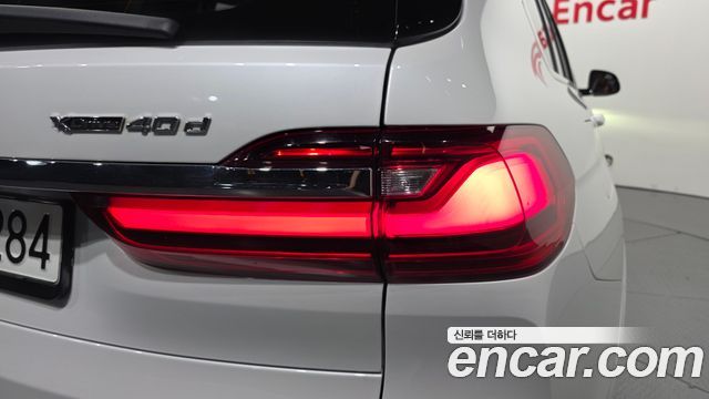 BMW X7 2022 — photo 9