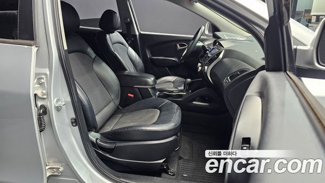 Hyundai Tucson 2010 — photo 17