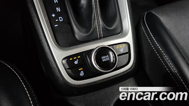 Hyundai Venue 2020 — photo 17