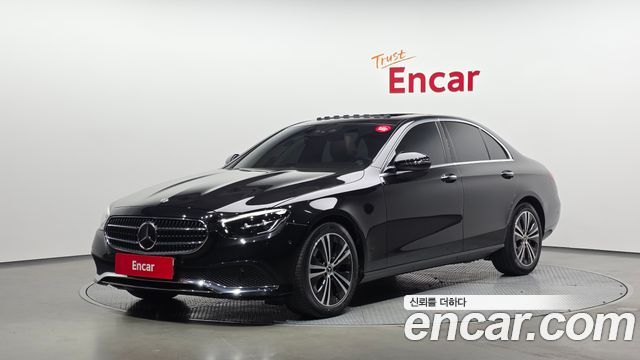 Mercedes-Benz E-Class 2021 — photo 1