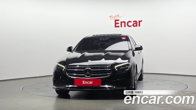 Mercedes-Benz E-Class 2021 — photo 3